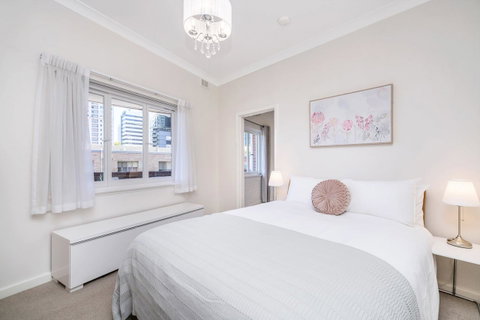 Light Bright, Quality River Views! Free Parking - Kawana Tourism 14