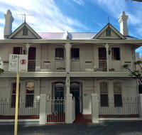 Hay Street Traveller's Inn - Kawana Tourism