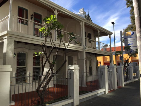 Hay Street Traveller\'s Inn - Kawana Tourism 12