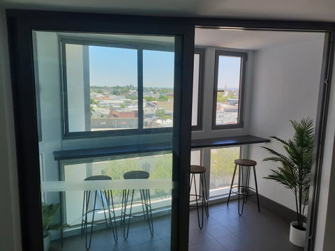 Modern Northbridge Apartment - Kawana Tourism 2