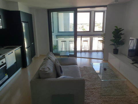 Modern Northbridge Apartment - Kawana Tourism 3