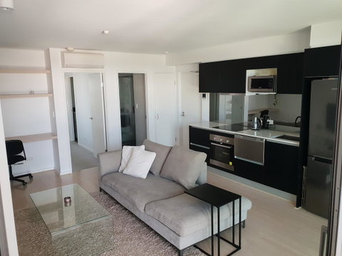 Modern Northbridge Apartment - Kawana Tourism 8