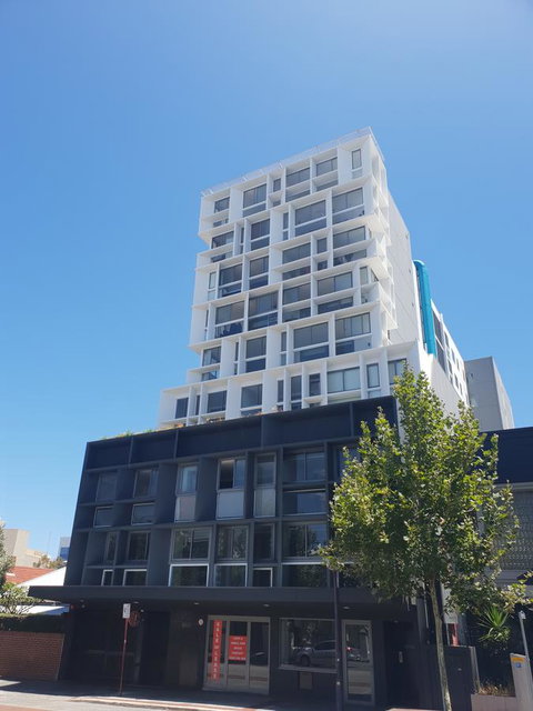 Modern Northbridge Apartment - Kawana Tourism 12