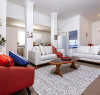 Como Executive Apartment - Kawana Tourism