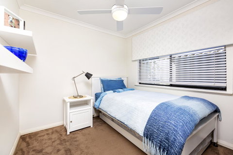 Como Executive Apartment - Kawana Tourism 12