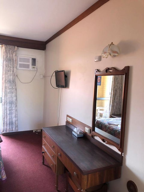 Kambalda Hotel - Kawana Tourism 10