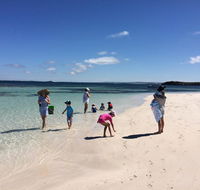 Acaciabnb - Kawana Tourism