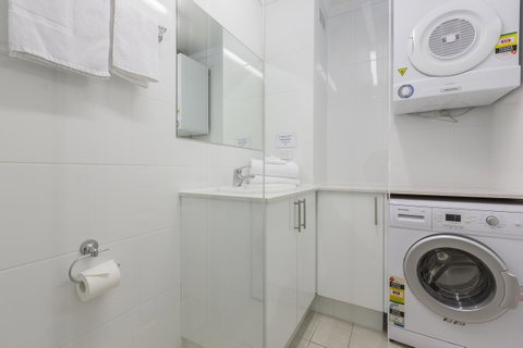 High Tor Apartment 135 - Kawana Tourism 18