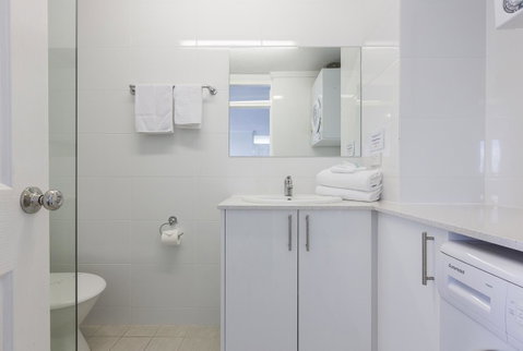 High Tor Apartment 135 - Kawana Tourism 19
