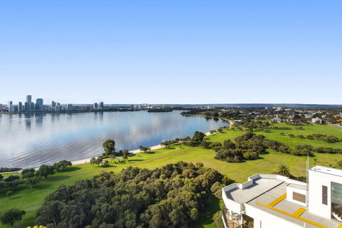 High Tor Apartment 135 - Kawana Tourism 11
