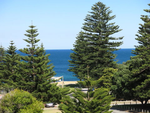 Cottesloe Marine Apartment - Executive Escapes - Kawana Tourism 0