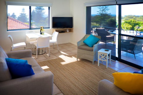 Cottesloe Marine Apartment - Executive Escapes - Kawana Tourism 4
