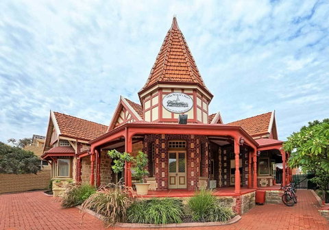 The Witch's Hat - Kawana Tourism 22
