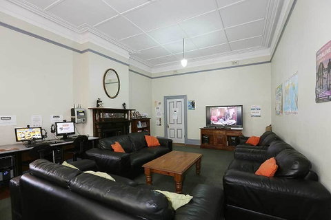 The Witch's Hat - Kawana Tourism 33