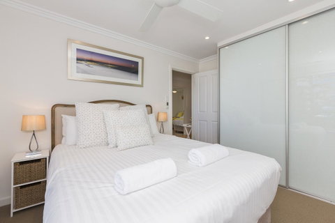 Cottesloe Beach Pines Apartment - Kawana Tourism 4