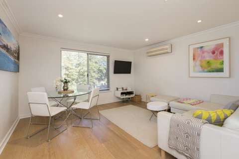 Cottesloe Beach Pines Apartment - Kawana Tourism 0