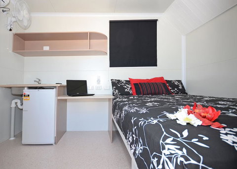Meekatharra Accommodation Centre - Kawana Tourism 4