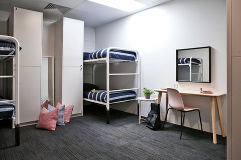 Spinners Hostel - Kawana Tourism 2