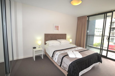 128 On The Terrace - Executive Escapes - Kawana Tourism 16