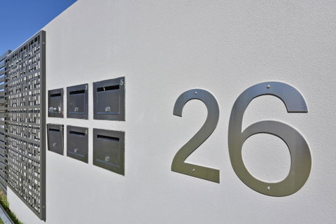 Modern Apartment Redcliffe Near Perth Airport: 0126 - Kawana Tourism 38