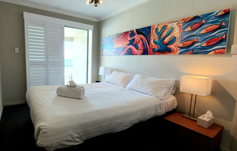 Scarborough Beach Front Resort - Shell Seven - Kawana Tourism 5