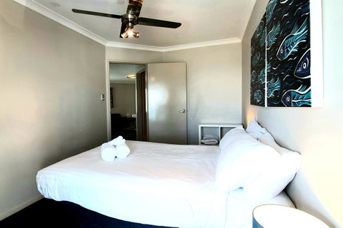 Scarborough Beach Front Resort - Shell Seven - Kawana Tourism 8