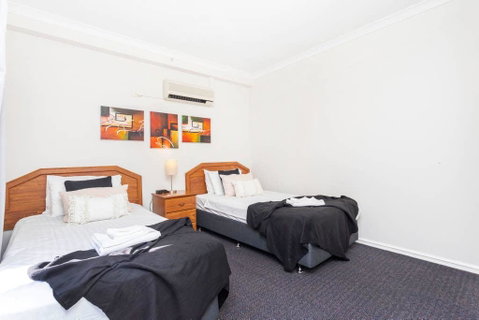 405 Perth City Escape - Kawana Tourism 28