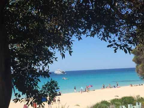 Eagle Bay House - Kawana Tourism 18