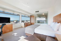 Book Devonport Accommodation Vacations Kawana Tourism Kawana Tourism