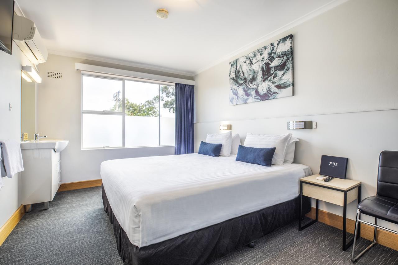 Oakdowns TAS Kawana Tourism