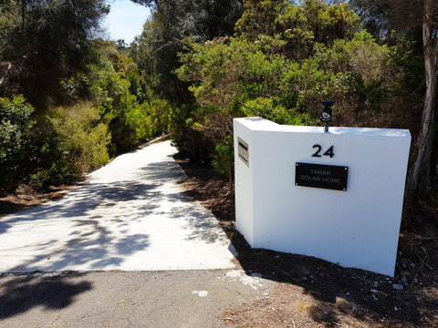 Tamar Solar Home - Kawana Tourism 28
