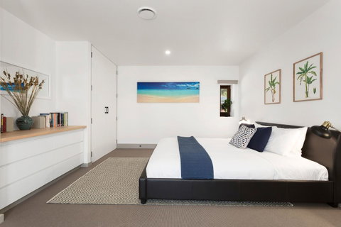 Tamar Solar Home - Kawana Tourism 23