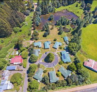 Giants Table and Cottages - Kawana Tourism
