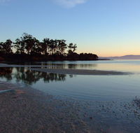 Convict Beach House - Kawana Tourism