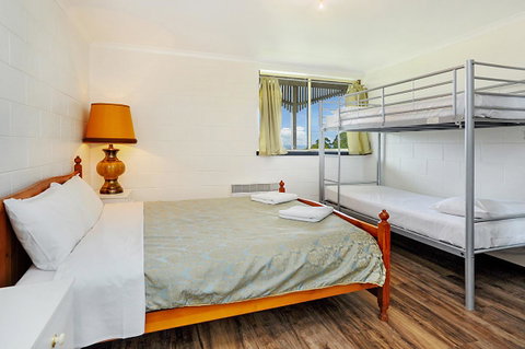 Harvey Farm Lodge - Kawana Tourism 23