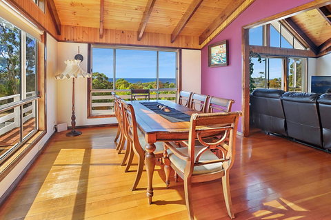 Harvey Farm Lodge - Kawana Tourism 8