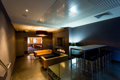 Customs House Hotel - Kawana Tourism 32