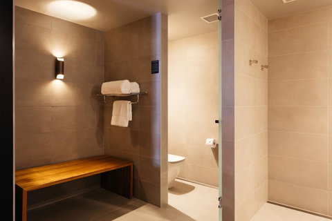 MACq 01 Hotel - Kawana Tourism 36