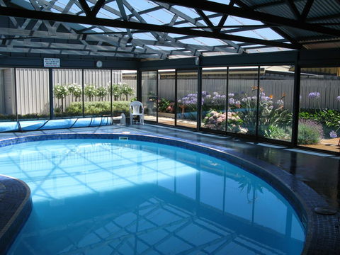 Barclay Motor Inn - Kawana Tourism 10