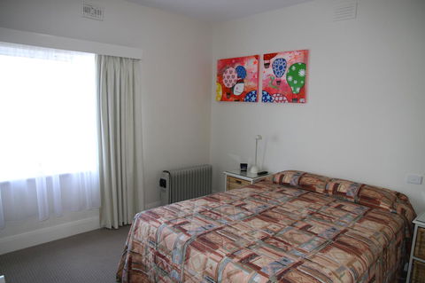 Barclay Motor Inn - Kawana Tourism 37