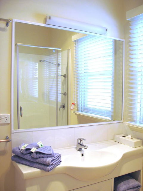 Barclay Motor Inn - Kawana Tourism 41