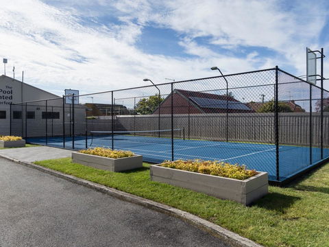Barclay Motor Inn - Kawana Tourism 15