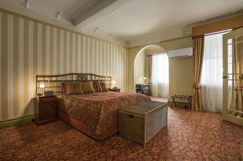 Hadley\'s Orient Hotel - Kawana Tourism 26