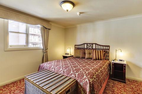 Hadley\'s Orient Hotel - Kawana Tourism 18