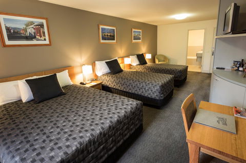 The Old Woolstore Apartment Hotel - Kawana Tourism 30