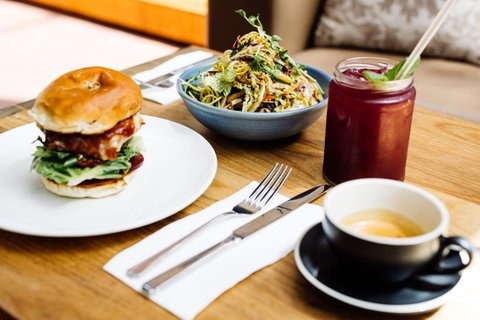 The Henry Jones Art Hotel - Kawana Tourism 10