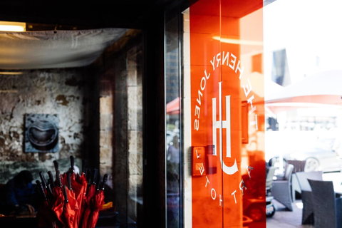The Henry Jones Art Hotel - Kawana Tourism 8