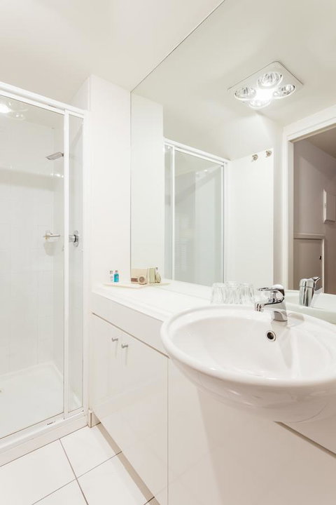 The Henry Jones Art Hotel - Kawana Tourism 37