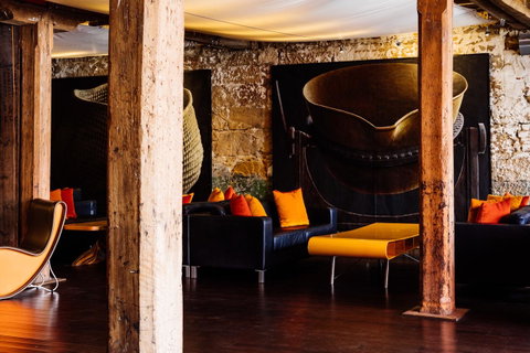 The Henry Jones Art Hotel - Kawana Tourism 11