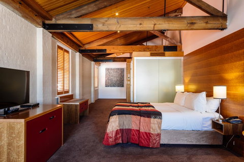 The Henry Jones Art Hotel - Kawana Tourism 25
